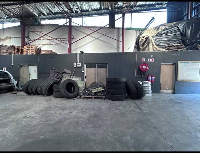 1,476M² WORKSHOP FOR SALE IN SPRINGFIELD